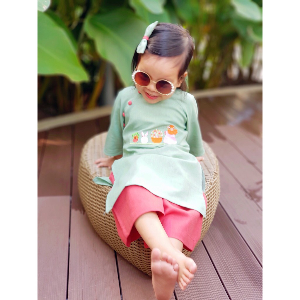Áo Dài Trẻ Em  Linen Xanh Vỏ Đỗ Thêu Phối Đỏ Đất
