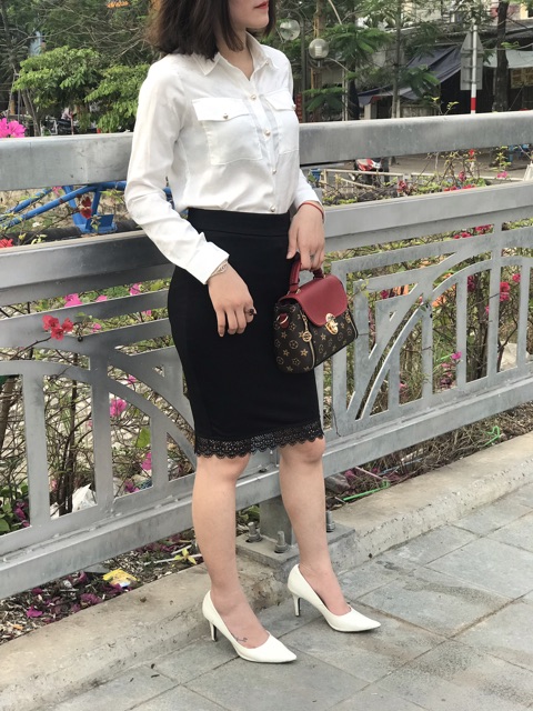 CHÂN VÁY BÚT CHÌ PHA REN XẺ SAU ( có video quay) | BigBuy360 - bigbuy360.vn