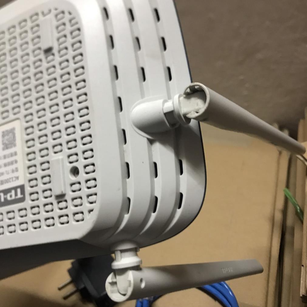 Bộ Phát Wifi TPLINK - WDR5620 4 râu, Băng tần kép - AC1200Mbs, Xuyên Tường Tốt - Xanh Dương giá rẻ