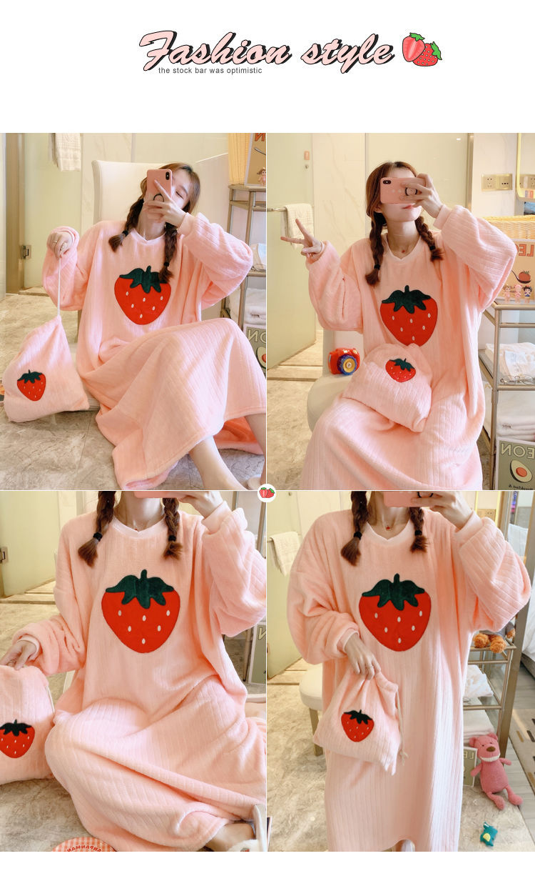 Đầm Ngủ Nhung San Hô Tay Dài In Hình Hello Kitty Giữ Ấm Mùa Đông