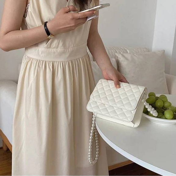Túi đeo vai IELGY dây đeo phối ngọc trai lớn cho nữ