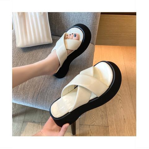 Dép Sandal Đế Dày Mũi To Kiểu Dáng Thời Trang Thoải Mái