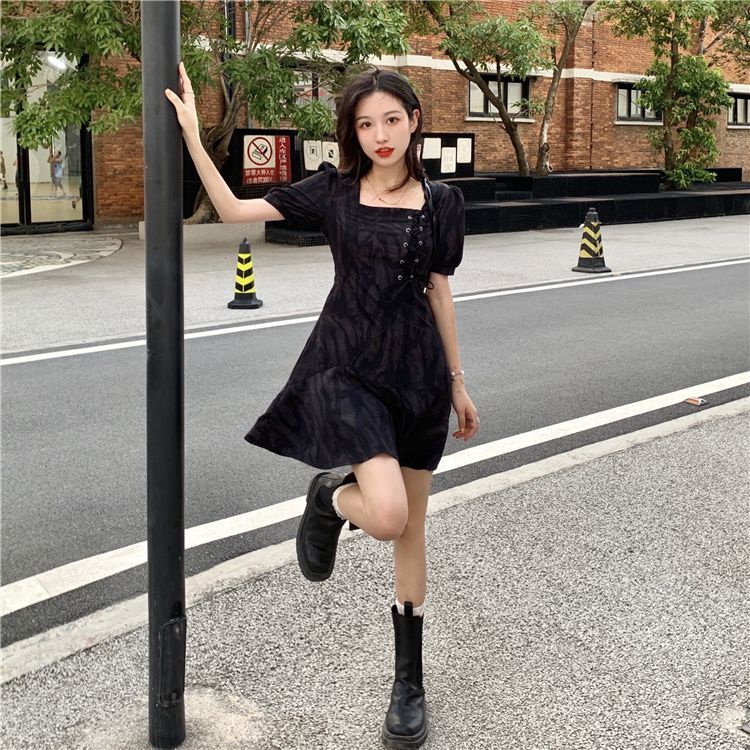 Đầm Tay Phồng Cổ Vuông Phong Cách Hepburn Hàn Quốc Thời Trang 2022 Mới