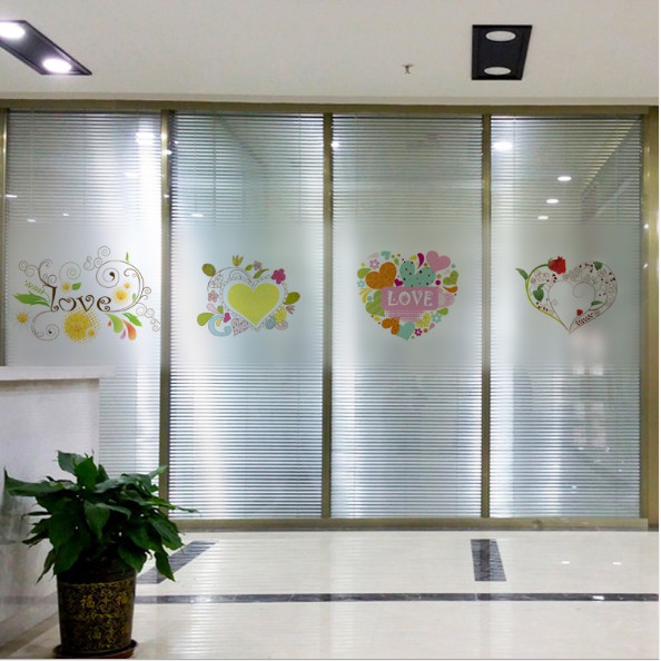 Decal dán kính cao cấp - Trái Tim chữ Love ( 60x58cm )