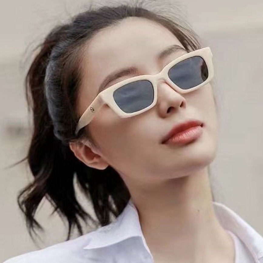 Kính Mát Vuông Bảo Vệ Mắt Khỏi Tia UV400 Dành Cho Nam Và Nữ