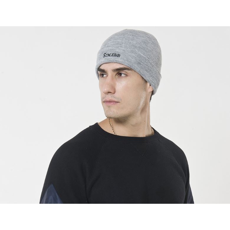 Mũ len phong cách Châu âu chữ thêu Hot 2019