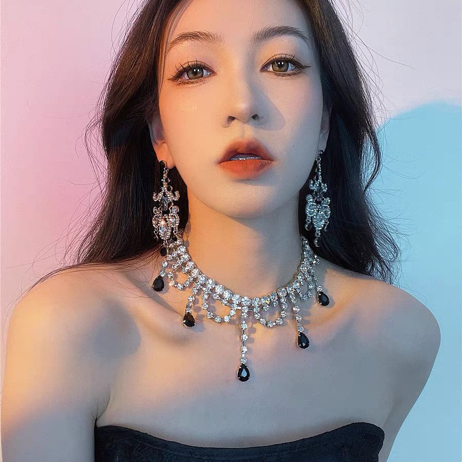 Toàn Bộ Vòng Cổ Tua Rua Giọt Nước Màu Đen Đính Kim Cương Lấp Lánh Sang Trọng Thời Trang Dự Tiệc Cao Cấp Cho Nữ