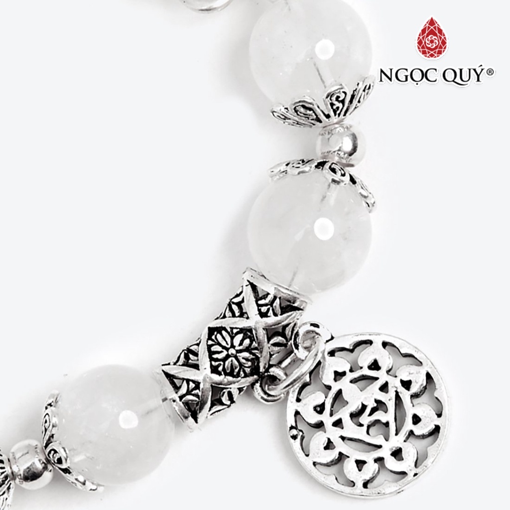 Vòng TA ưu linh trắng phối charm bạc - Ngọc Quý