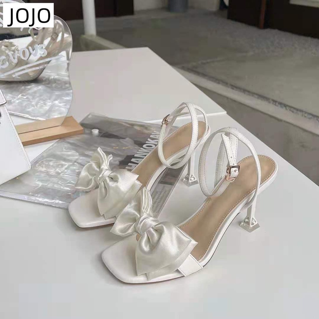 Sandal Cao Gót Mũi Vuông Thiết Kế Mới Xinh Xắn Thời Trang