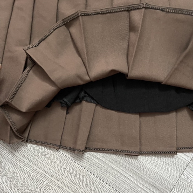 Chân váy xếp ly màu nâu, chân váy tennis cạp cao tôn dáng (kèm quần trong) | BigBuy360 - bigbuy360.vn