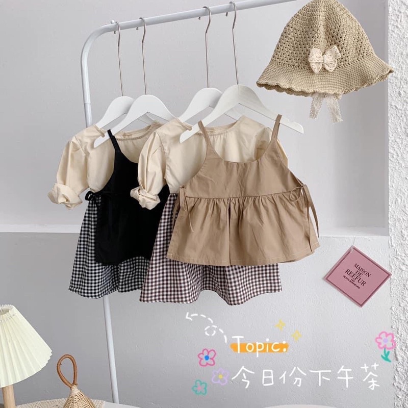 Set váy kèm yếm bé gái