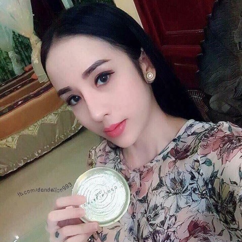 Phấn phủ trang điểm siêu mịn Catalina Geo Vàng Pact | BigBuy360 - bigbuy360.vn