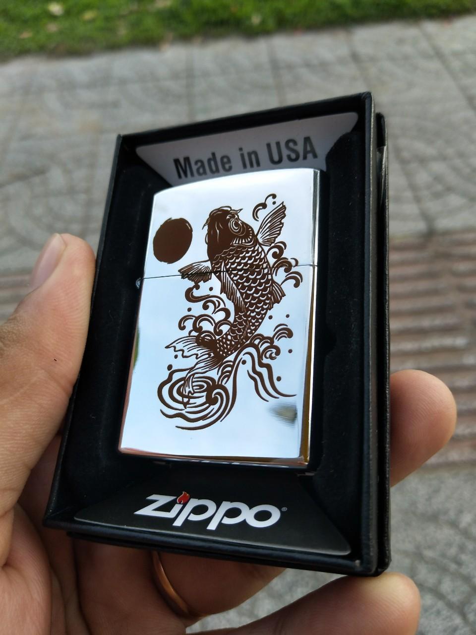 Vỏ Zippo Khắc Laze Cá Chép Vượt Vũ Môn