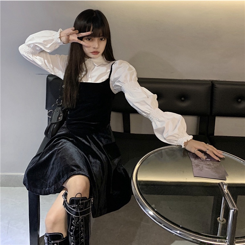 Set váy nhung đen tay phồng cá tính thời trang Becky