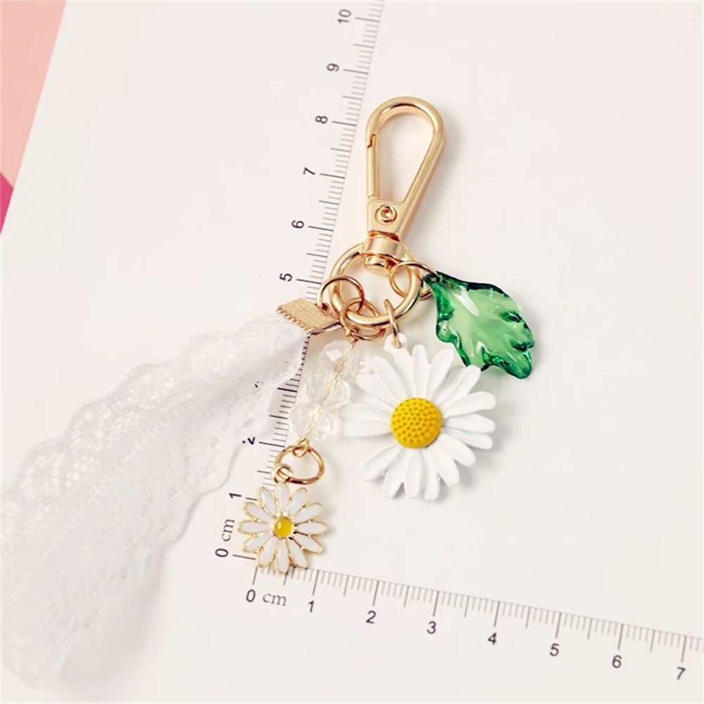 Móc khóa trang trí túi xách hình hoa cúc phối ren sáng tạo cho nữ