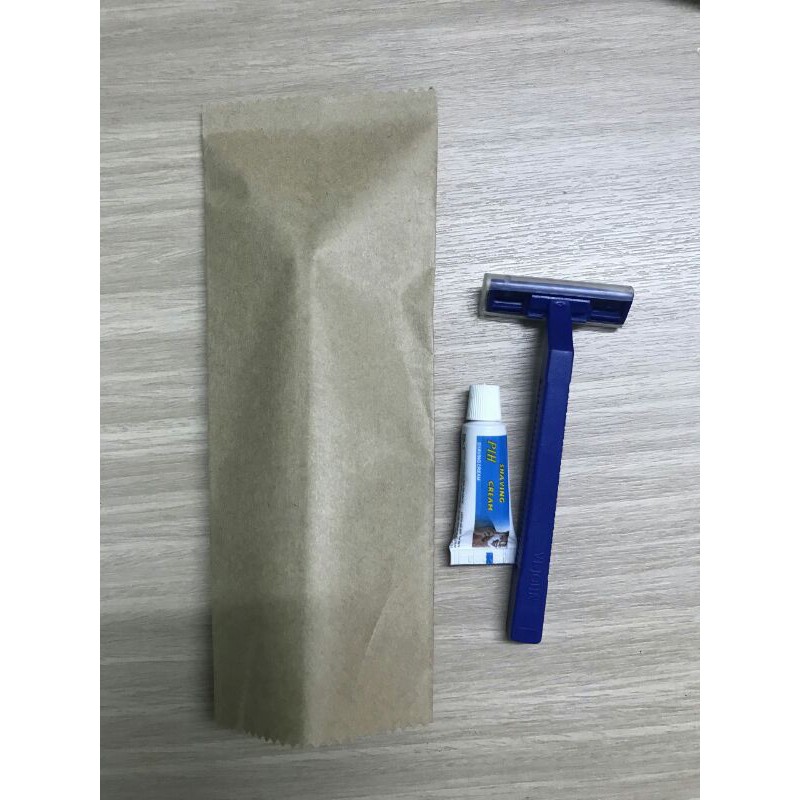 Dao cạo 2 lưỡi có ống kem bao bì giấy (50 cái 1 bịch)