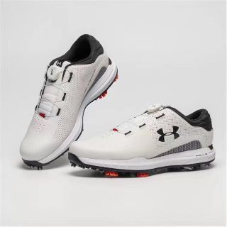 giày golf under núm vặn