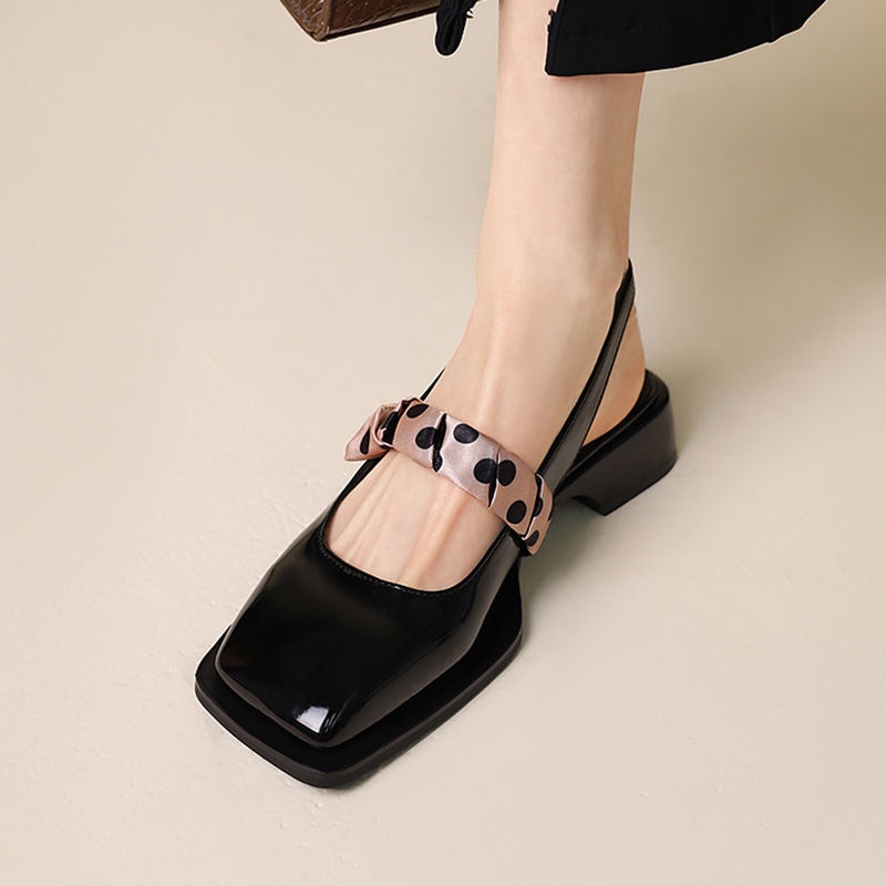 Xăng đan Mũi Vuông Thời Trang Cho Nữ