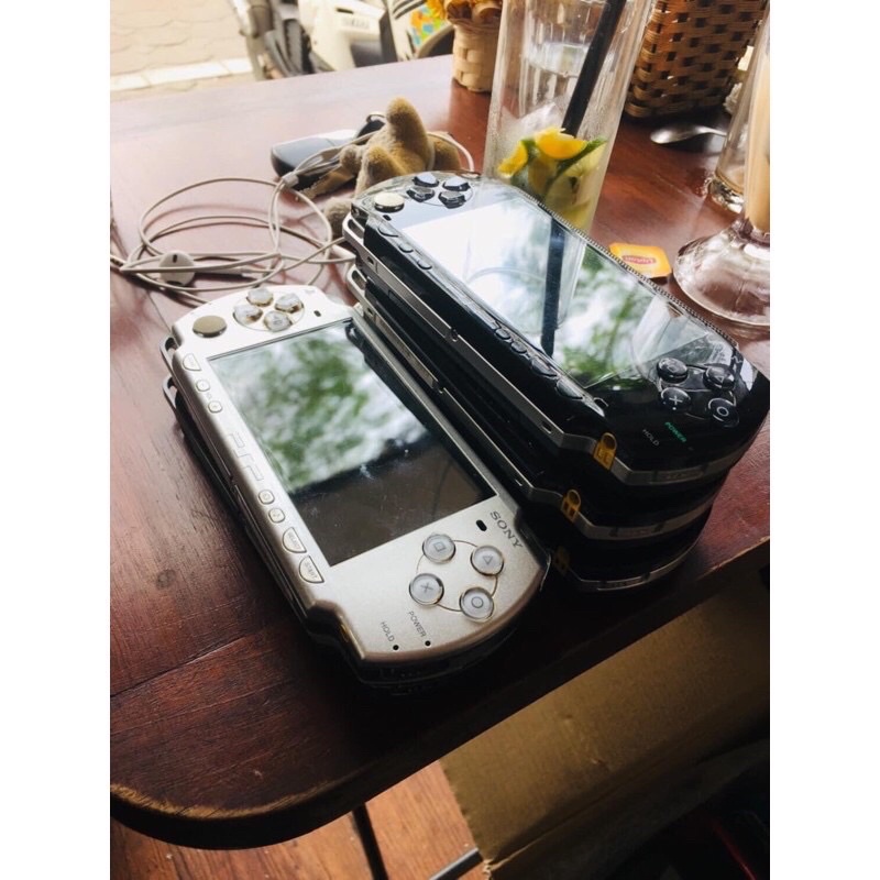 MÁY CHƠI GAME  PSP 1000 HACk Full GAMES