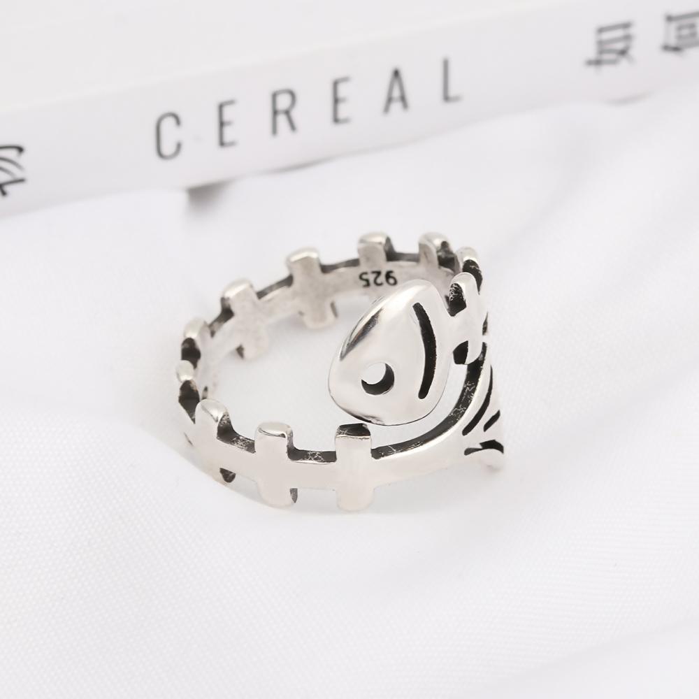 Nhẫn Hở Đan Len Hình Xương Cá Độc Đáo