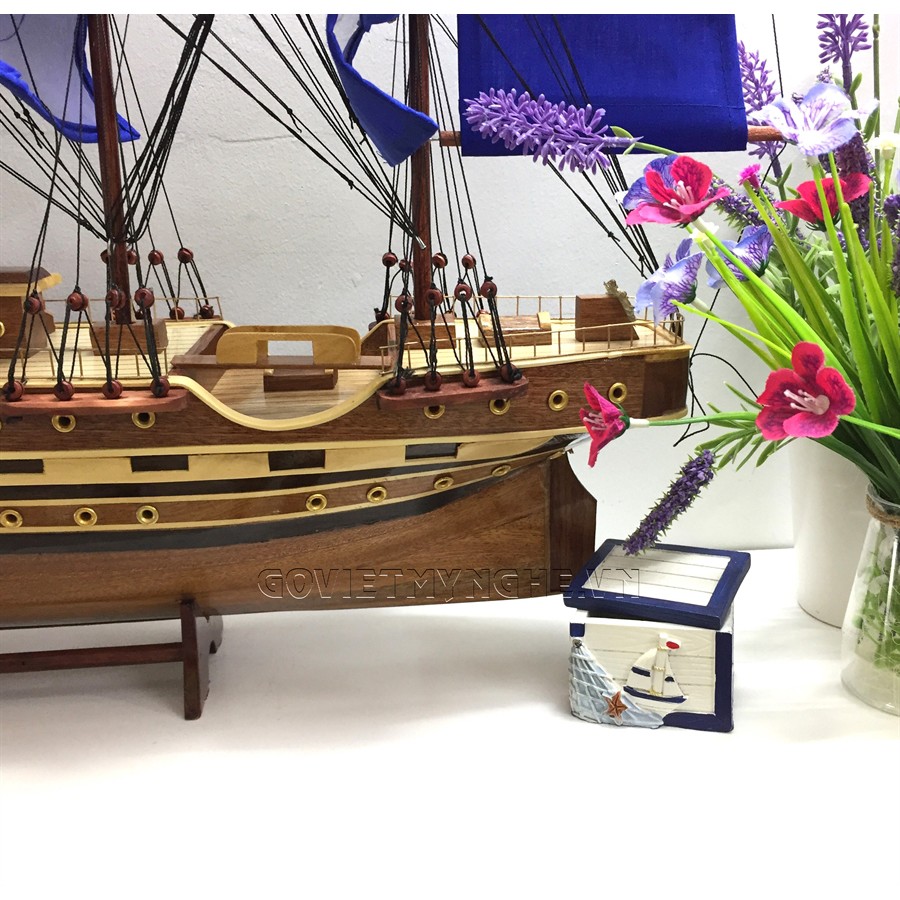 Mô hình thuyền gỗ thuyền trang trí tàu chở hàng France II - Thân dài 60cm - Buồm vải đỏ - Gỗ tràm bông vàng tự nhiên | BigBuy360 - bigbuy360.vn