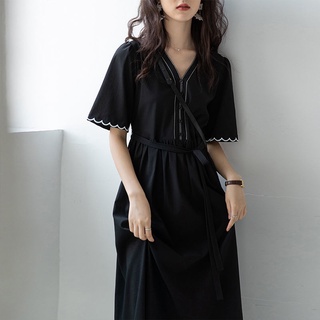 Váy dài ôm eo retro Hepburn màu đen, phù hợp học sinh mùa hè