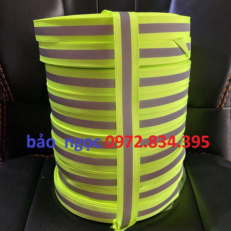 Dây vải phản quang bản 2,5cm dài 50 mét,cuộn dây phản quang vải sọc ghi