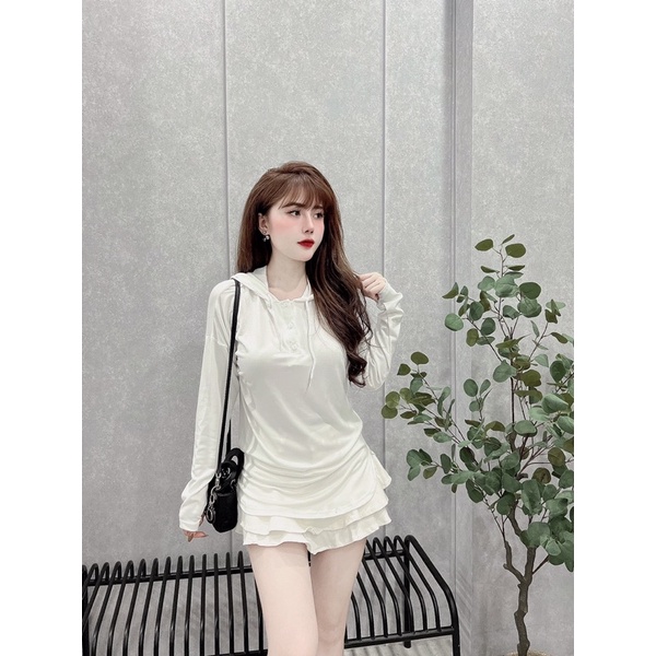 Áo thun dài tay phối mũ