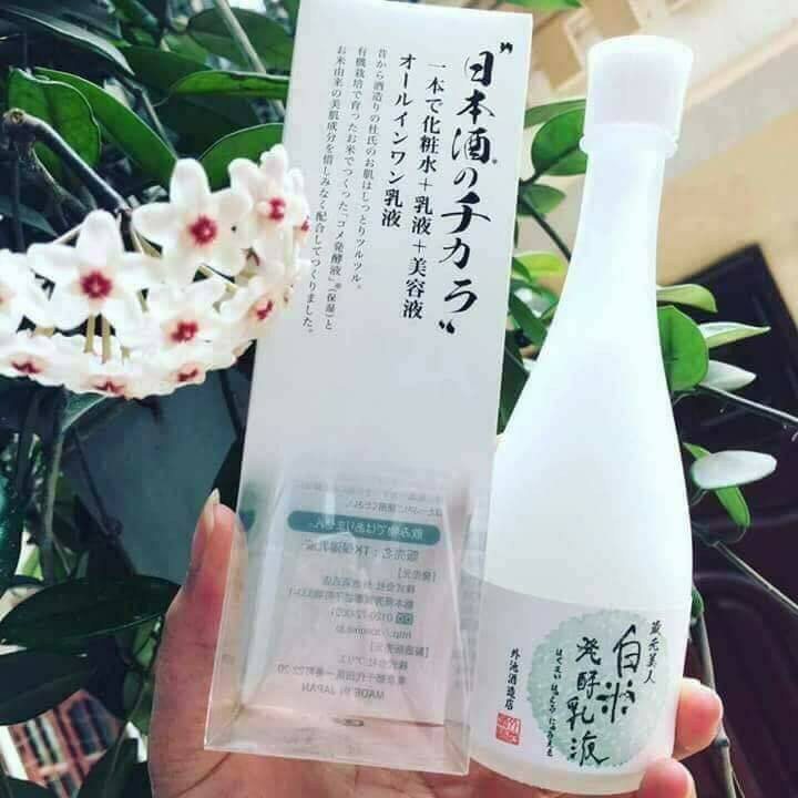 Lotion dưỡng da Kuramoto Bijin Sake Lotion 120ml