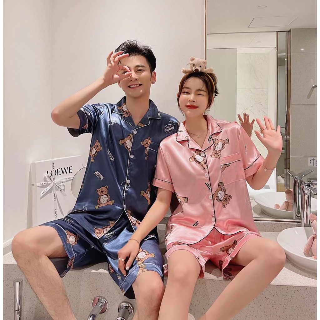 Bộ đồ ngủ pyjama vải lụa tay ngắn in họa tiết thời trang thu đông thoải mái cho nam và nữ đồ mặc nhà cao cấp