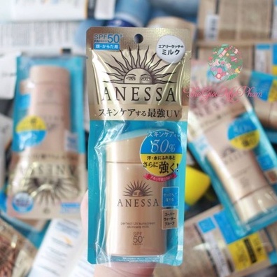 Kem chống nắng Anessa Perfect UV Sunscreen Skincare Milk SPF 50+ PA++