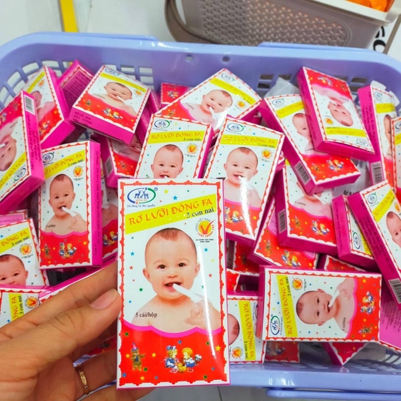 RƠ LƯỠI ĐÔNG FA - AN TOÀN, GIỮ GÌN VỆ SINH MIỆNG LƯỠi CHO BÉ