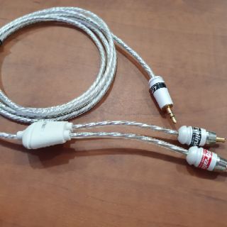 Dây 3.5 ra 2 AV UTRALINK hàng bãi canada Chiều dài 2m