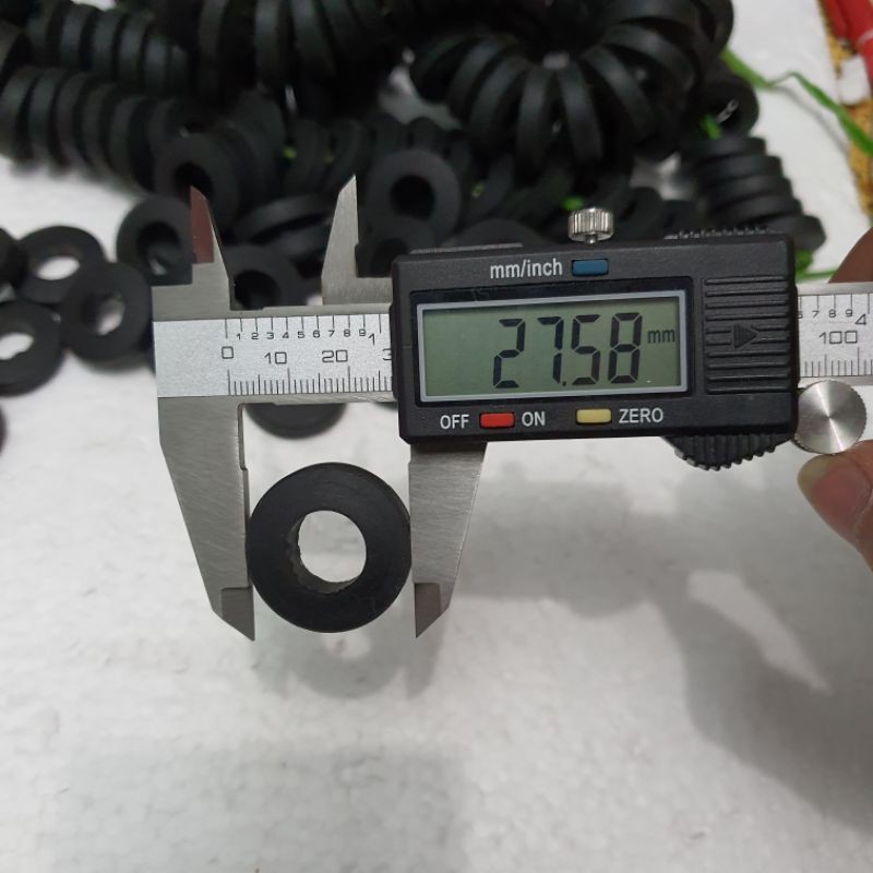 Vòng đệm cao su 27*14*8mm