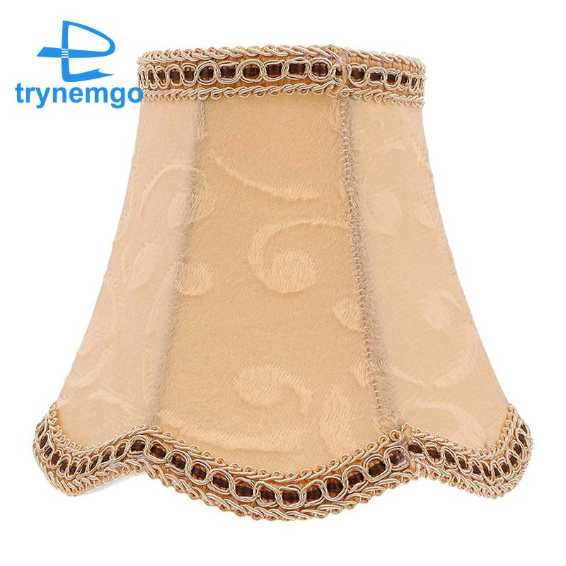 Chụp đèn để bàn bằng vải tiện dụng cho gia đình