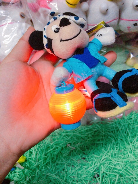 Gấu Bông Mickey Cầm Lồng Đèn Trung Thu