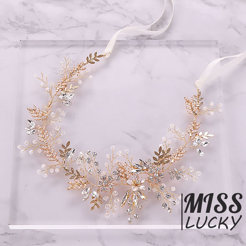 Vòng hoa đính đá và ngọc trai giả sang trọng cho cô dâu