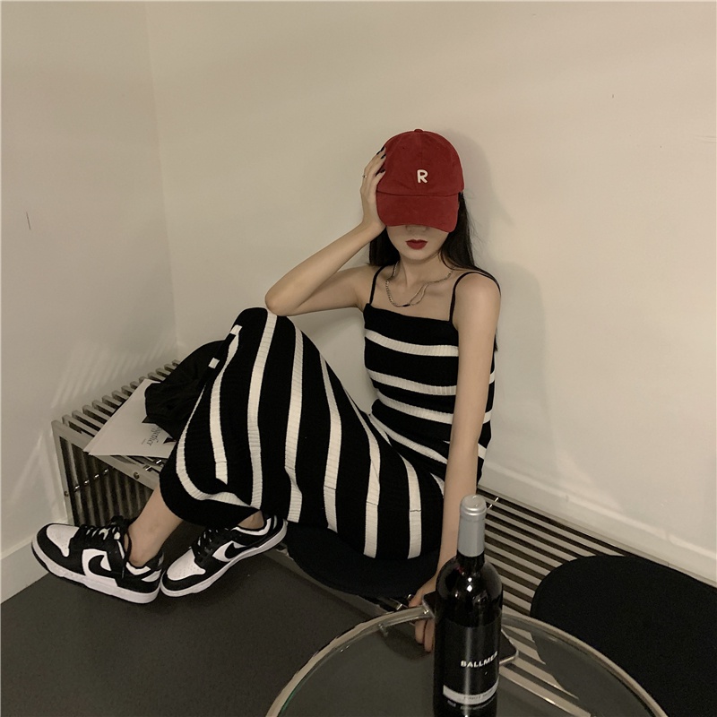 Đầm hai dây ZHELIHANGFEI vải dệt kim dáng ôm họa tiết kẻ sọc phong cách cổ điển thời trang mùa hè 2022 mới cho nữ