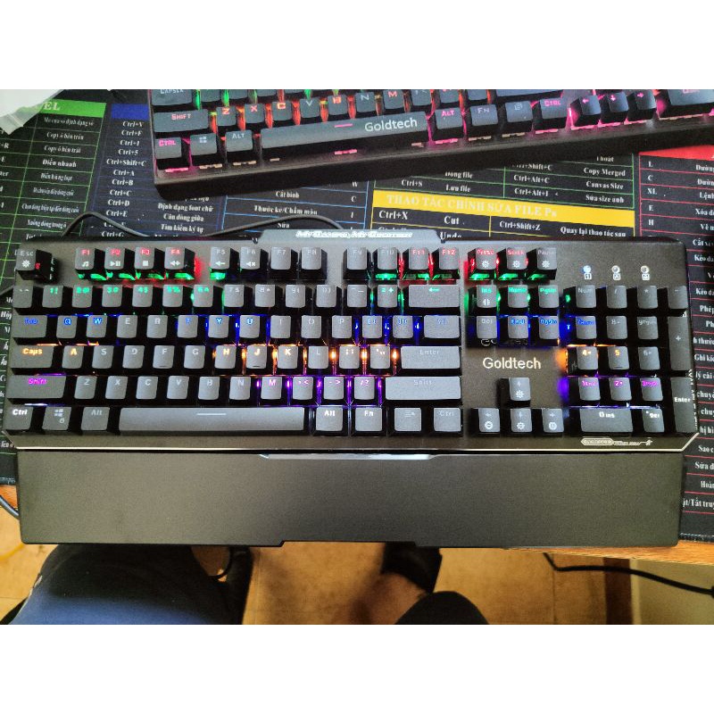 BÀN PHÍM CƠ GOLDTECH LK185 CHUYÊN GAMING FULL LED RAINBOW Chính hãng