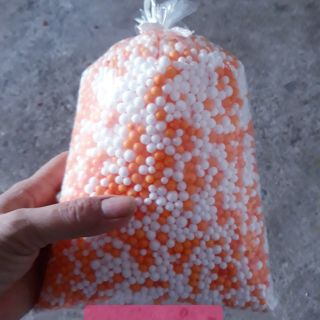 Hạt xốp màu cam trắng