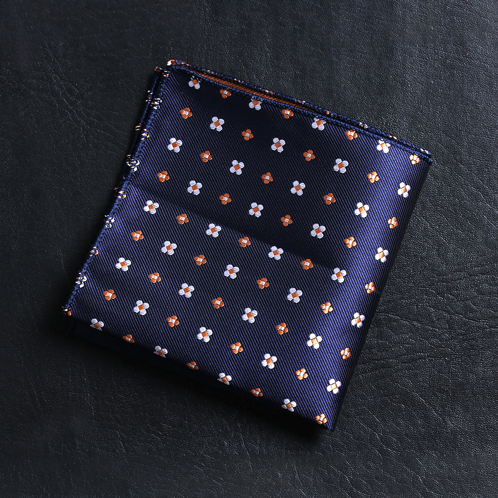 Khăn tay thêu họa tiết hoa đơn giản thời trang dành cho nam