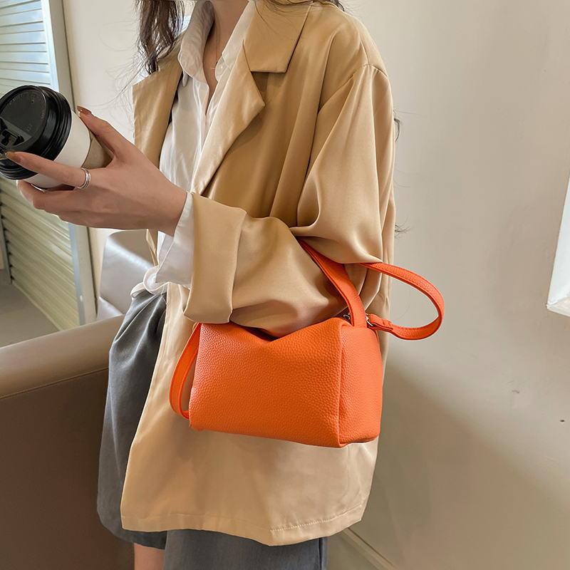 Túi Đeo Chéo Thời Trang Hàn Quốc 2022