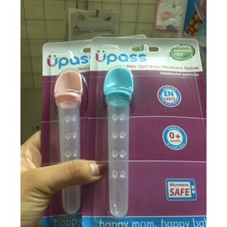 Thìa uống thuốc chống đổ cho bé