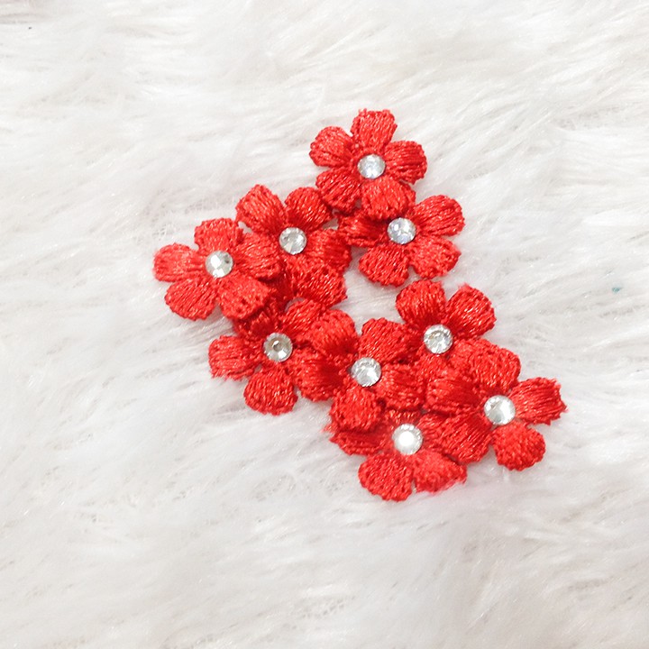 Gói 5 bông thêu 3D hoa mai đính áo kết trang trí trang phục