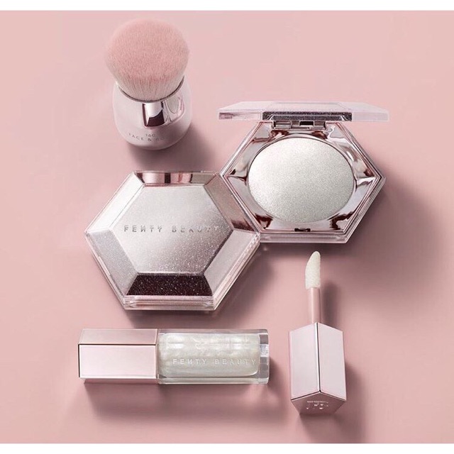 [CÓ SẴN] Phấn bắt sáng Highlight Fenty Beauty Diamond Bomb Highlighter by Rihanna