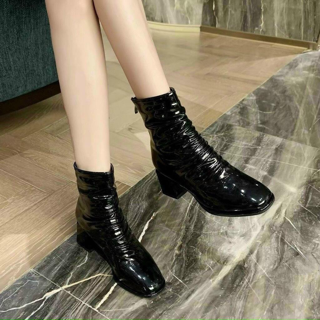 [Có sẵn] Mã B083 Bốt nữ cổ ngắn da bóng nhăn cao cấp gót cao 6p có lót lông fullbox