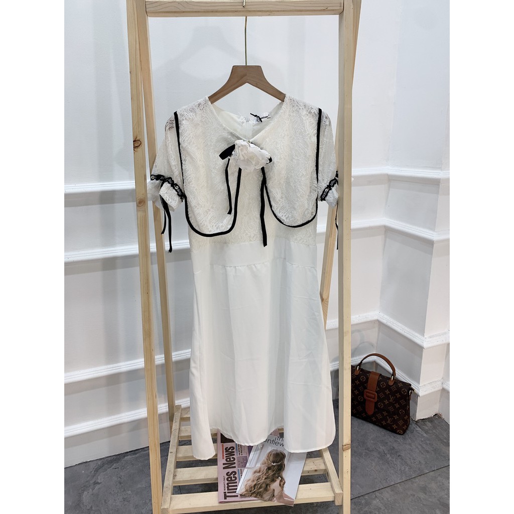 Đầm Ren Tag Hoa Ngực Cực Xinh | BigBuy360 - bigbuy360.vn