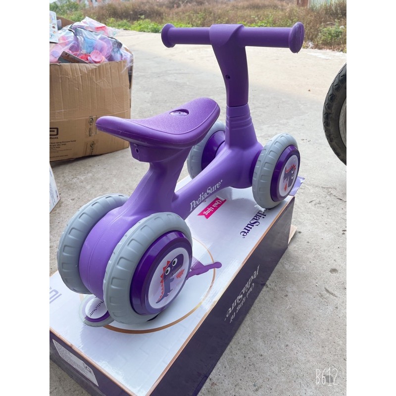 Xe chòi chân - hkm pediasure