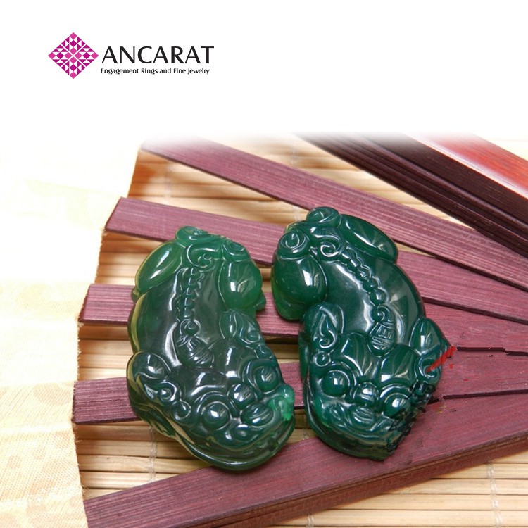 ANCARAT - Mặt dây Tỳ Hưu đá ngọc bích