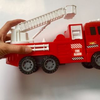 Đồ Chơi Xe Cứu Hoả Chạy Đà Cho Bé